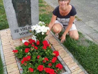 Cynthia Leek who along with husband Frank,  maintain the memorial to the 13 crew members  who were killed in action over Hoorn in Holland